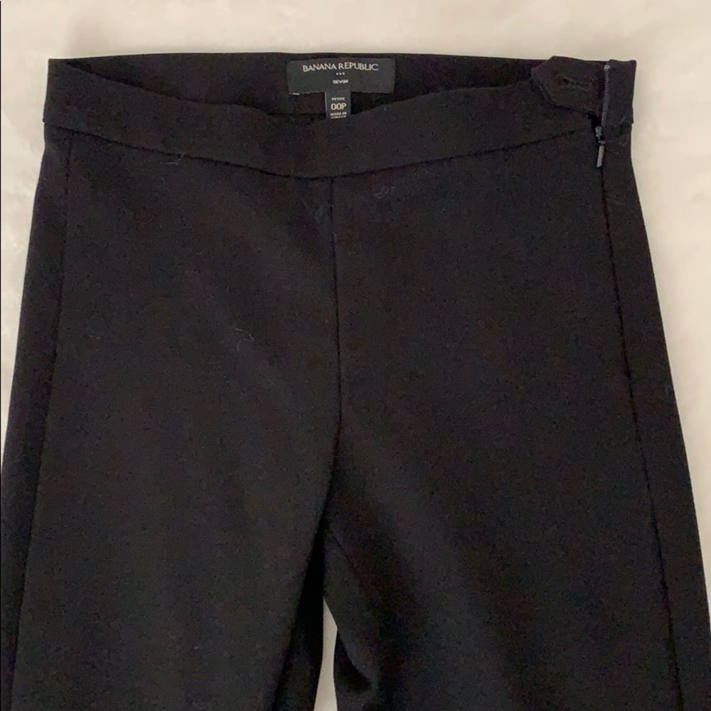 Banana Republic- Devon Fit- 00P
